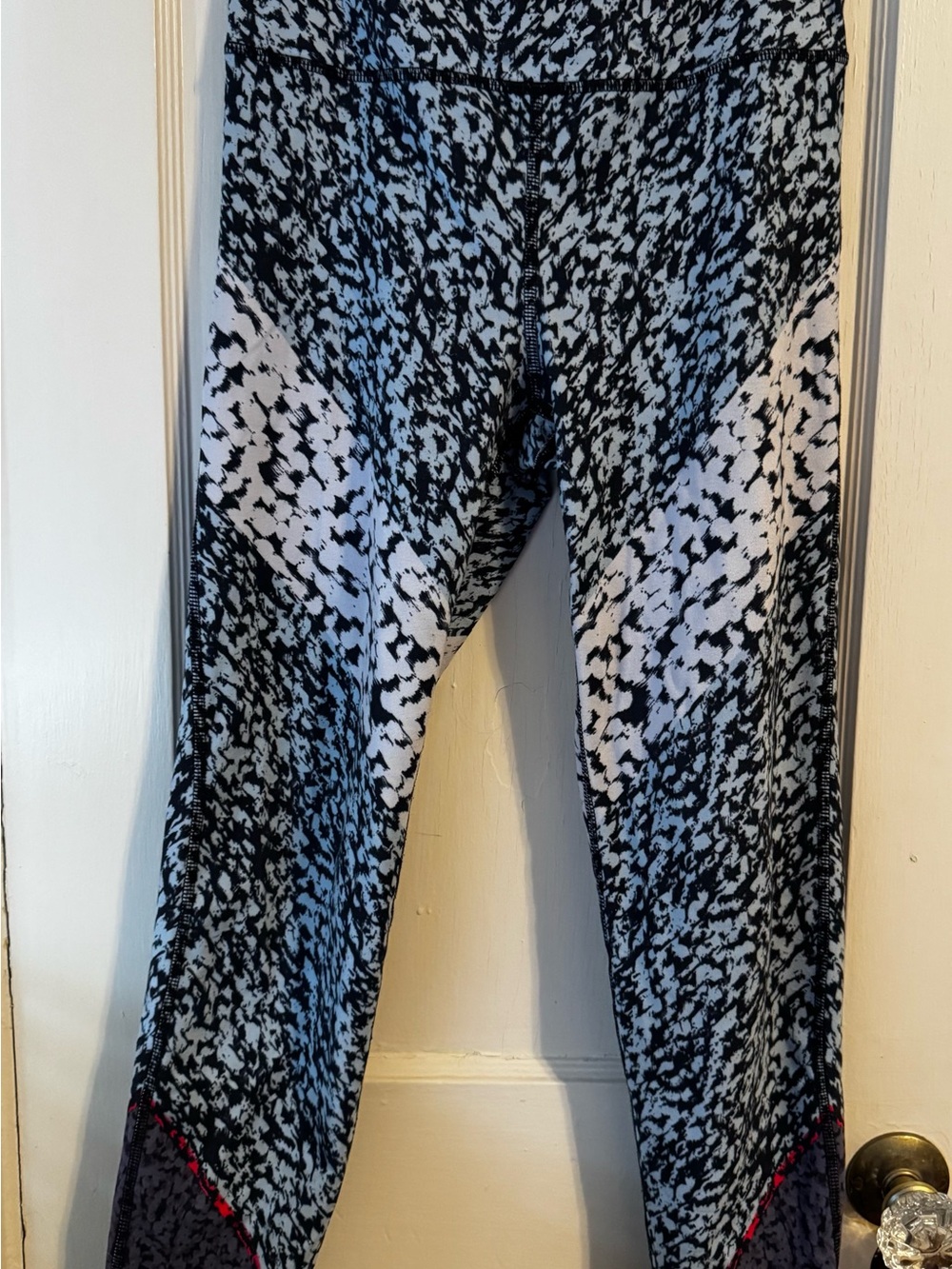 Lou & Grey Navy and light Blue Speckled Leggings